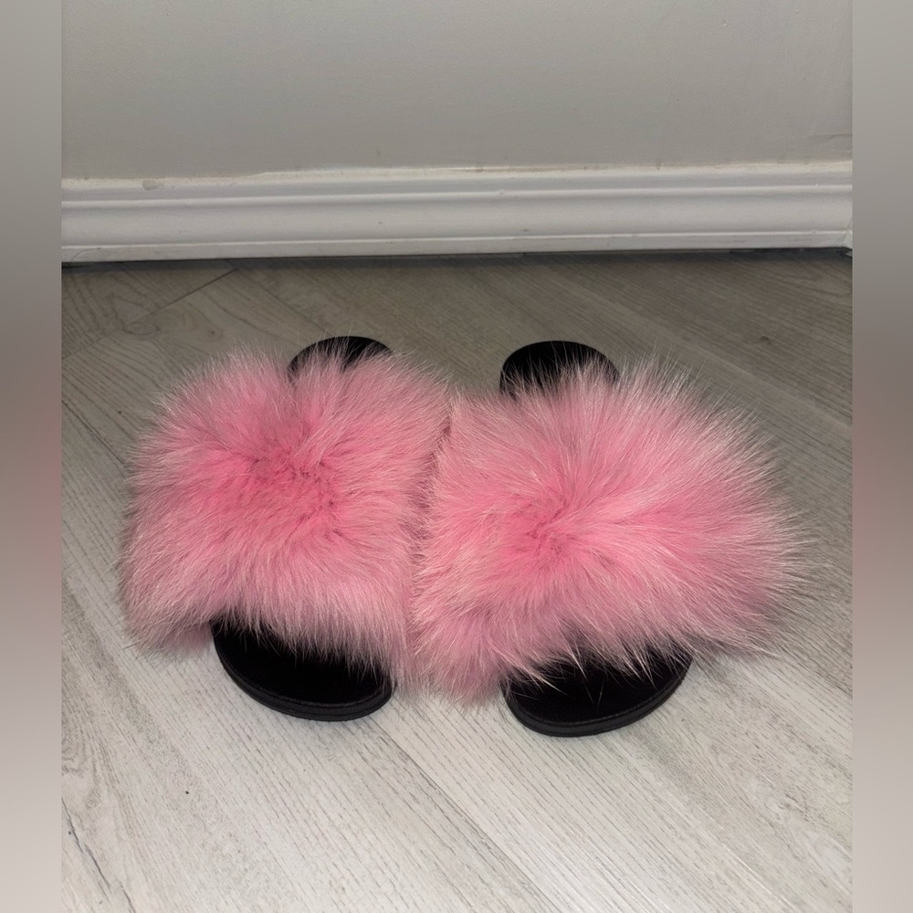 Fox Fur Slides